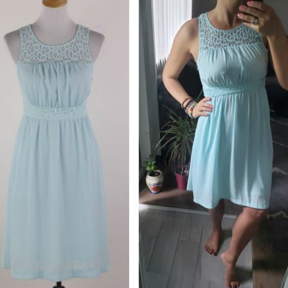 Anthropologie Dresses & Skirts - ANTHROPOLOGIE Lace Yoke Dress